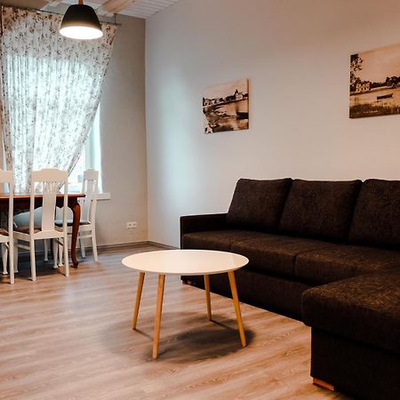 Õhtu Apartments Haapsalu Bagian luar foto