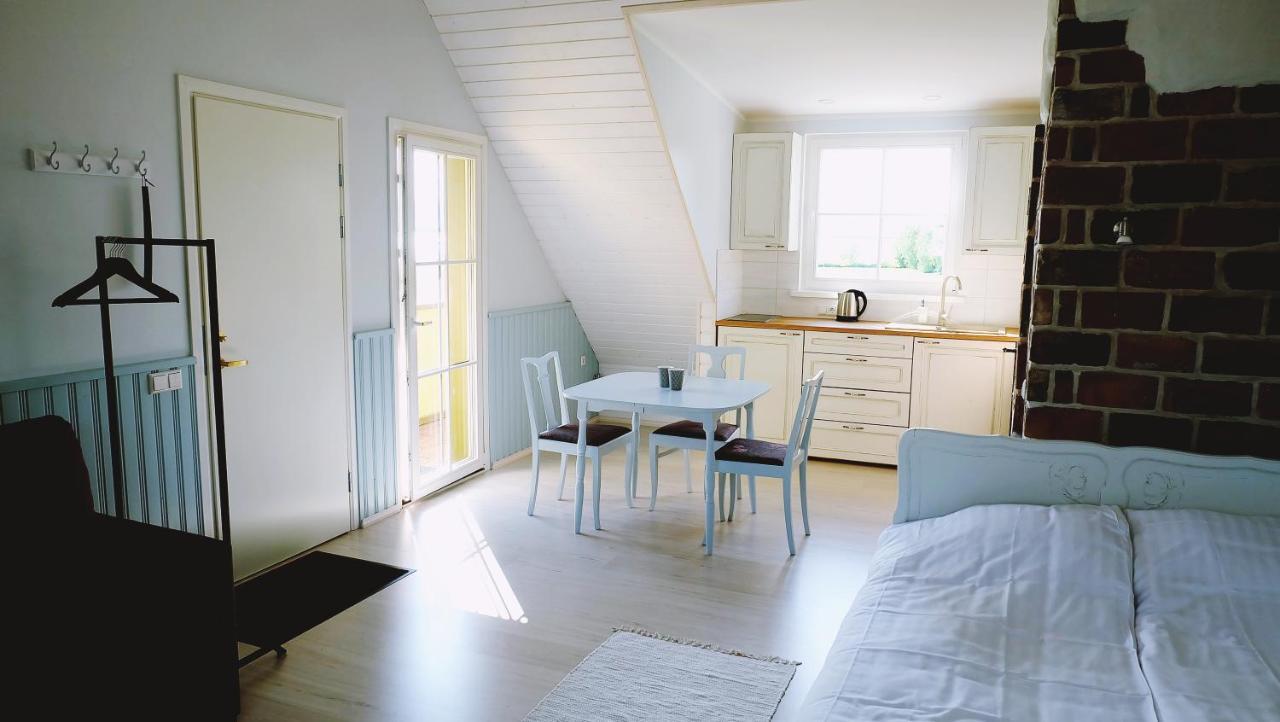 Õhtu Apartments Haapsalu Bagian luar foto